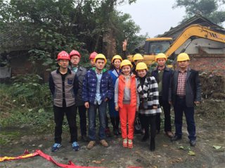 東坡區松江鎮農貿市場(chǎng)開(kāi)工